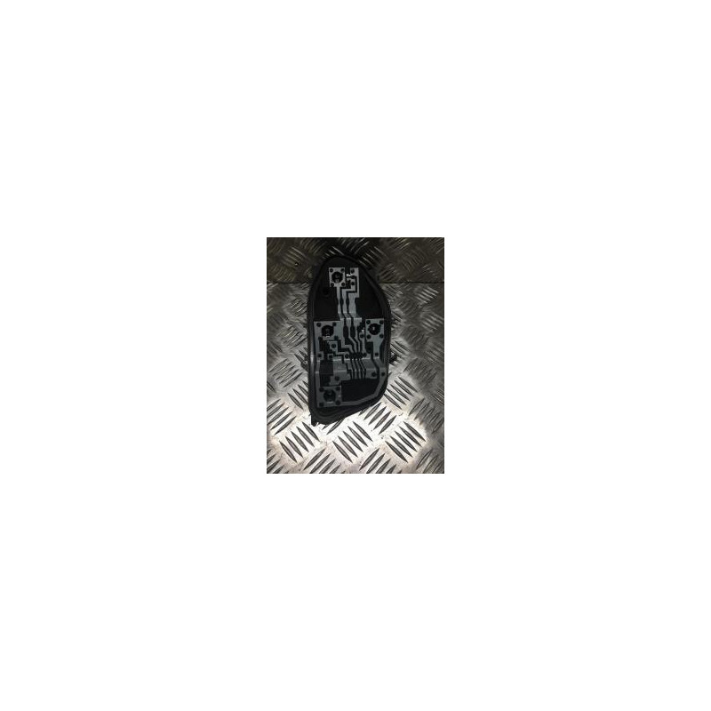 Platine feu arriere droit RENAULT  d’occasion