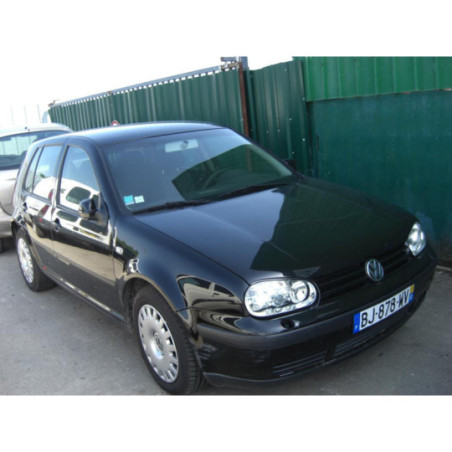 Boitier eau VOLKSWAGEN GOLF 4 d’occasion