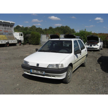 Boitier eau PEUGEOT 106 PHASE 1 d’occasion