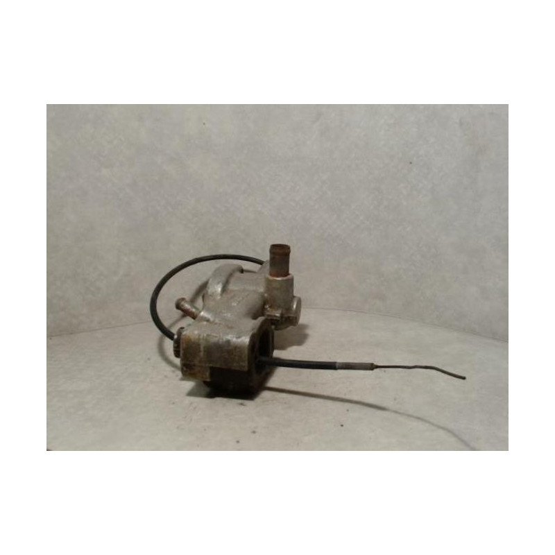 Boitier eau FORD COURRIER 3 PHASE 1 d’occasion
