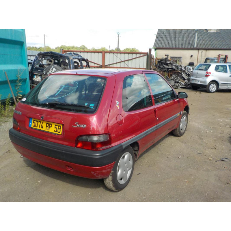 Boitier eau CITROEN SAXO PHASE 1 d’occasion