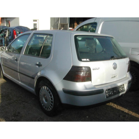 Boitier eau VOLKSWAGEN GOLF 4 d’occasion