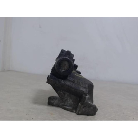 Boitier eau RENAULT CLIO 1 PHASE 1 d’occasion