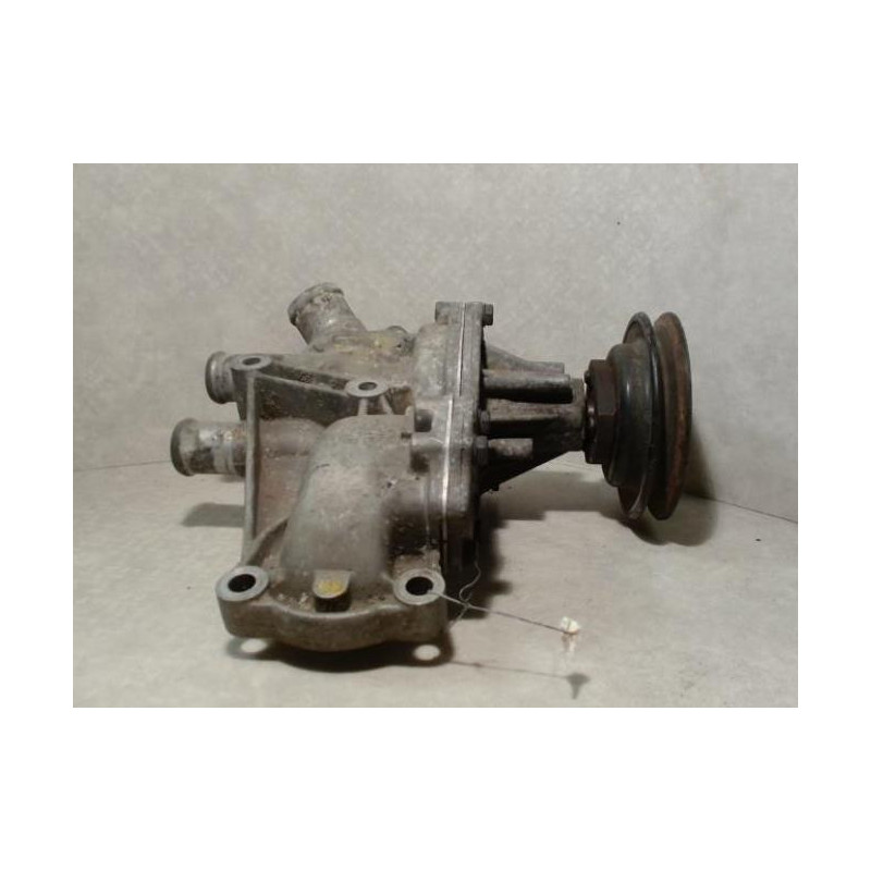 Boitier eau AUDI 80 3 PHASE 2 d’occasion