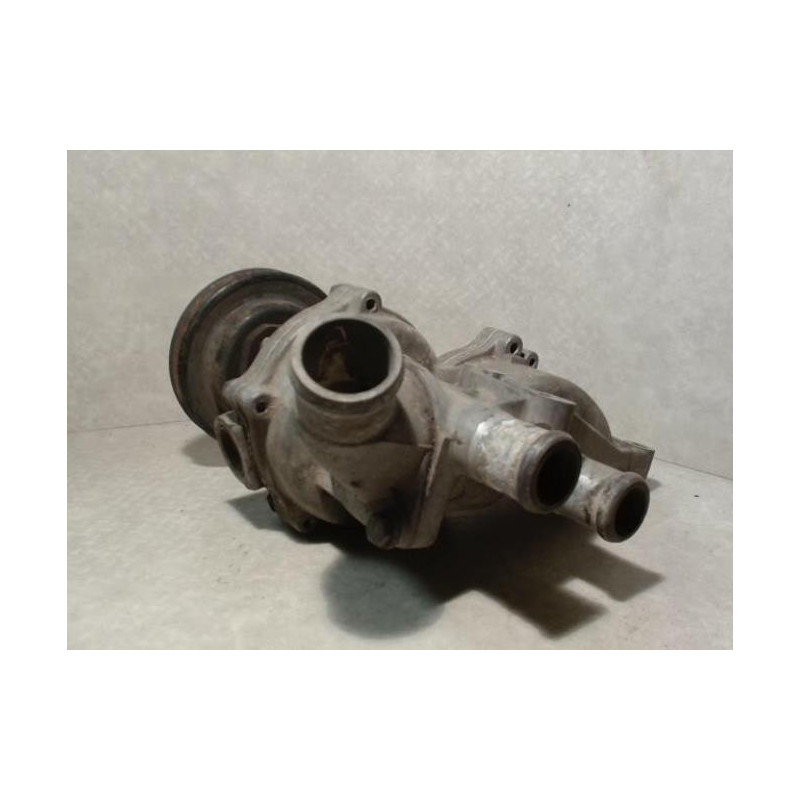 Boitier eau AUDI 80 3 PHASE 2 d’occasion