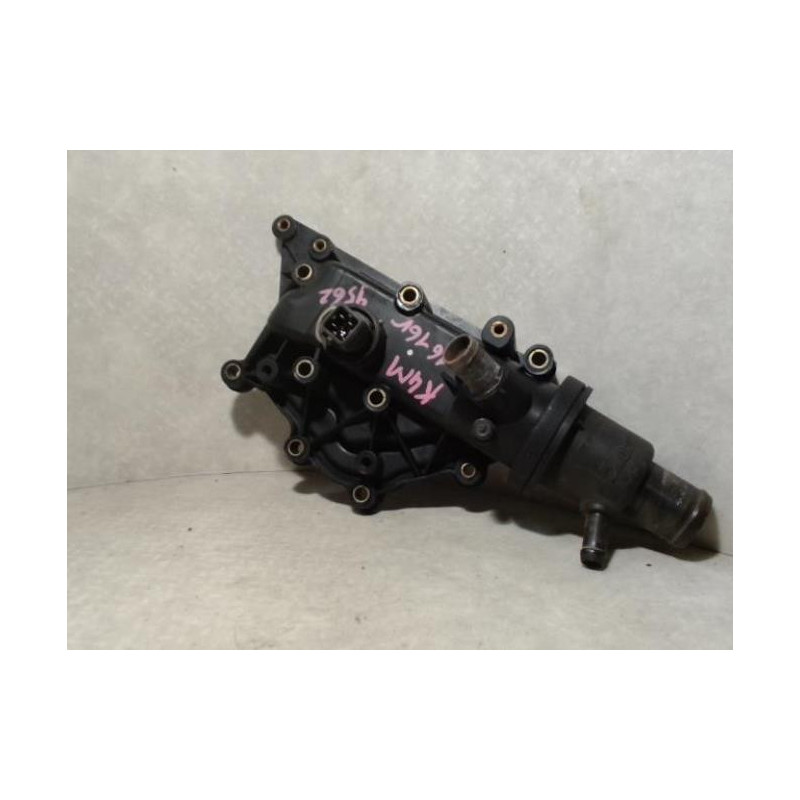 Boitier eau RENAULT CLIO 2 PHASE 2 d’occasion