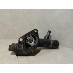 Boitier eau RENAULT CLIO 2 PHASE 2 d’occasion