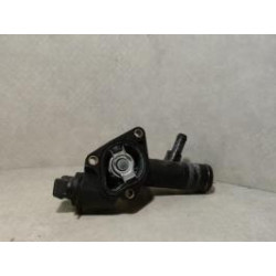 Boitier eau RENAULT CLIO 3 PHASE 1 d’occasion