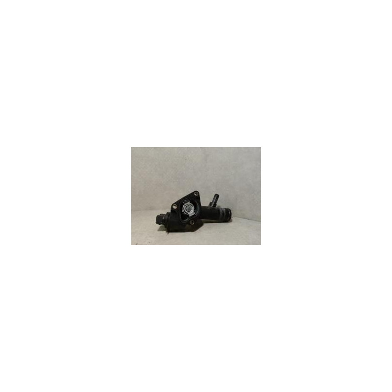 Boitier eau RENAULT CLIO 3 PHASE 1 d’occasion