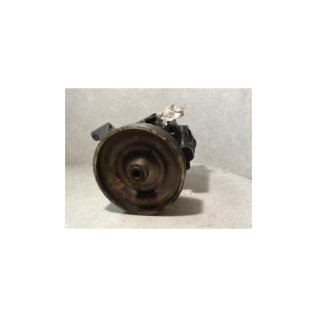 Pompe de direction RENAULT R9 d’occasion
