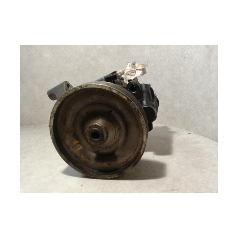 Pompe de direction RENAULT R9 d’occasion