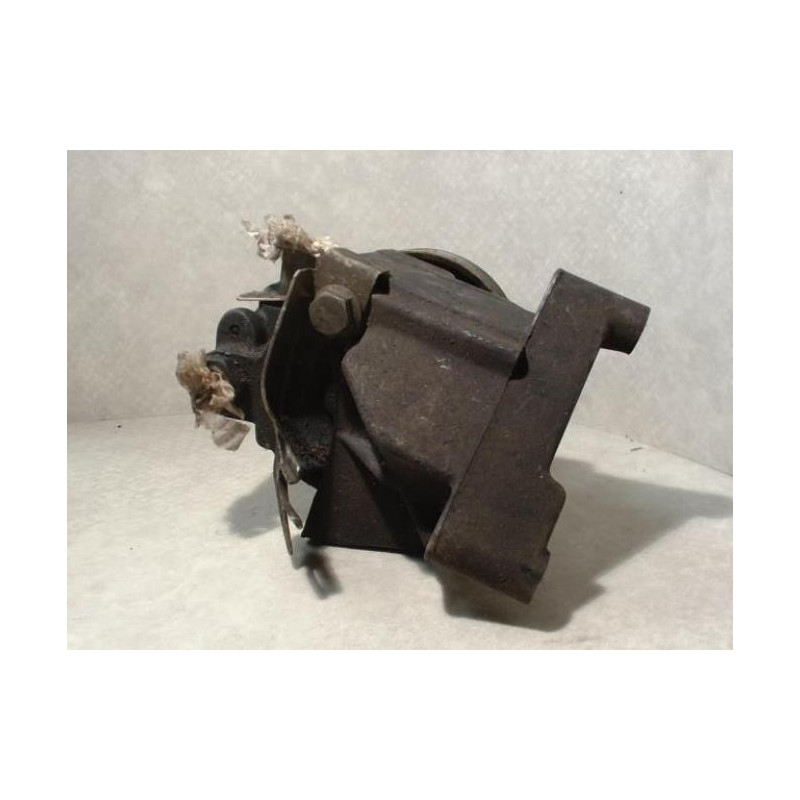 Pompe de direction RENAULT R9 d’occasion