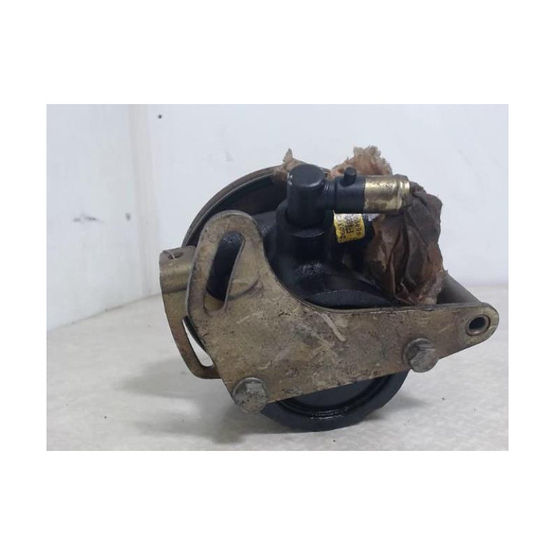 Pompe de direction FIAT PUNTO 1 PHASE 2 d’occasion