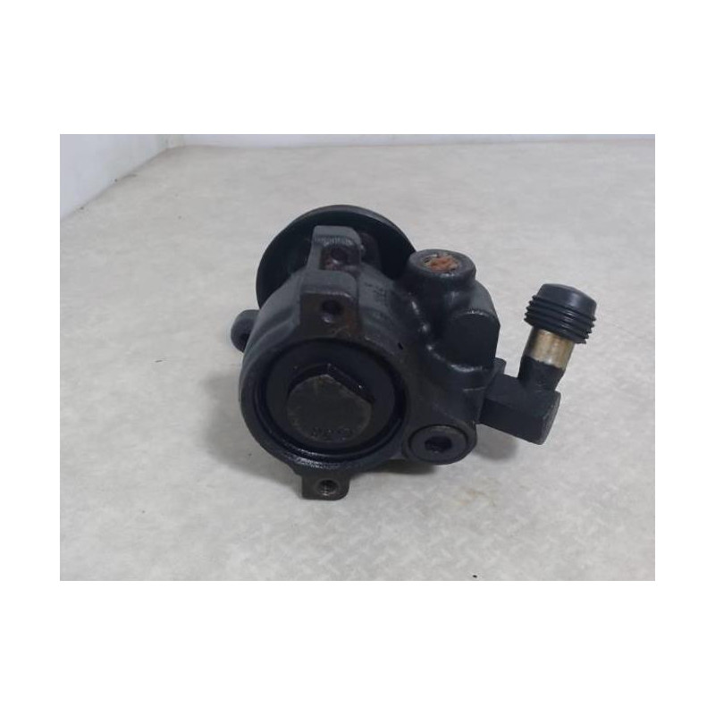 Pompe de direction FORD FIESTA 3 PHASE 1 d’occasion