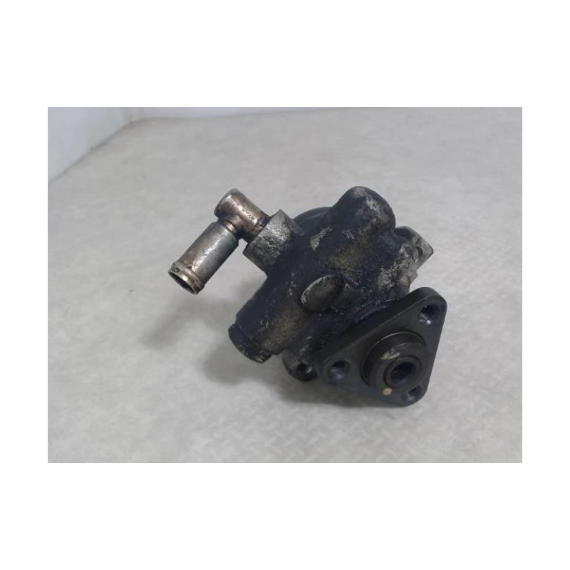 Pompe de direction FORD  d’occasion