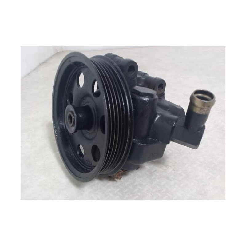 Pompe de direction FORD  d’occasion