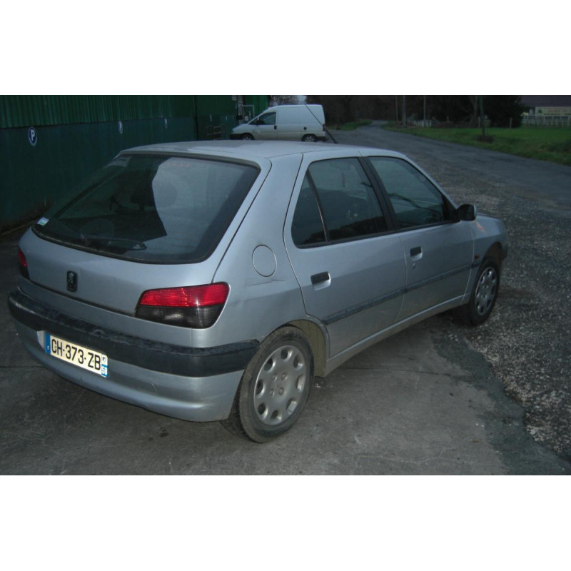 Pompe de direction PEUGEOT 306 PHASE 2 d’occasion