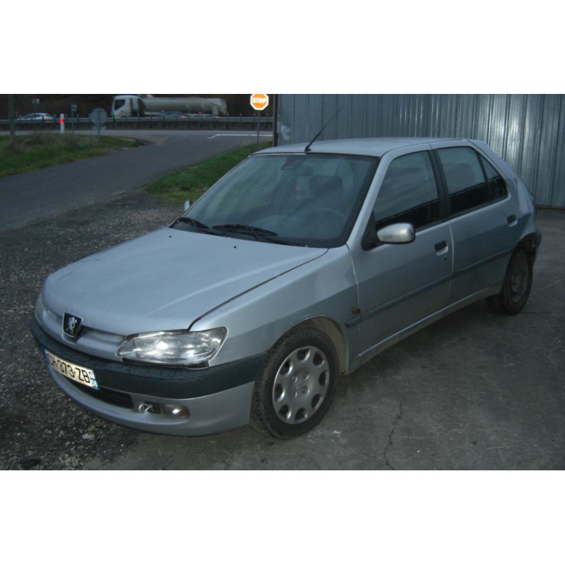 Pompe de direction PEUGEOT 306 PHASE 2 d’occasion