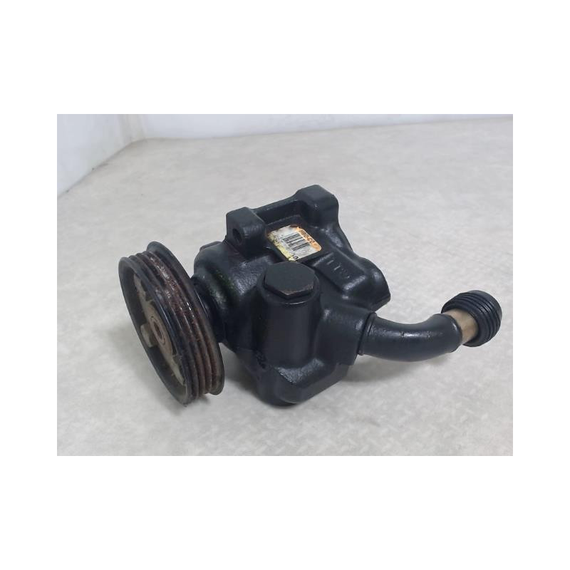 Pompe de direction FORD  d’occasion