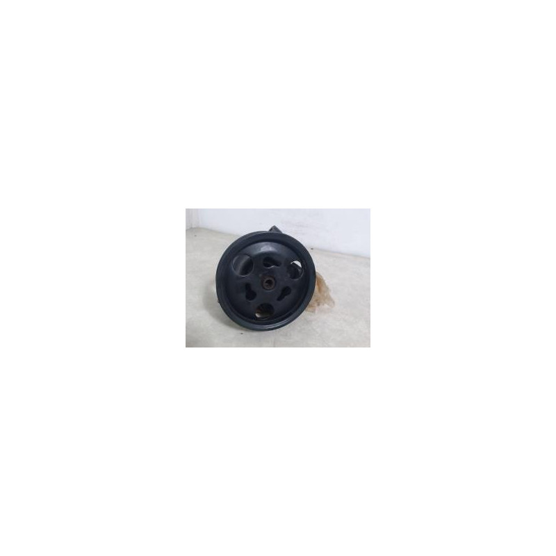 Pompe de direction FORD FIESTA 4 PHASE 2 d’occasion