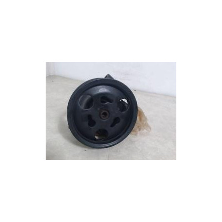 Pompe de direction FORD FIESTA 4 PHASE 2 d’occasion