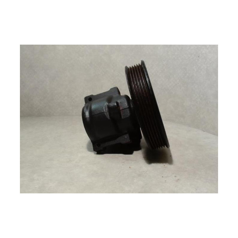 Pompe de direction FORD ESCORT 5 PHASE 2 BREAK d’occasion