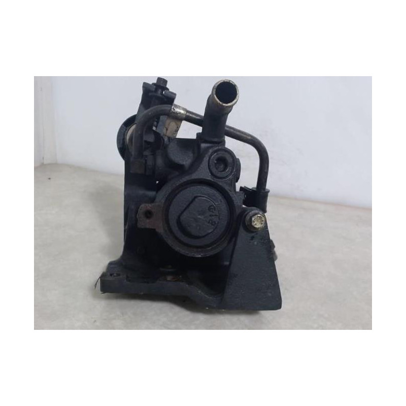 Pompe de direction FORD COURRIER 3 PHASE 1 d’occasion