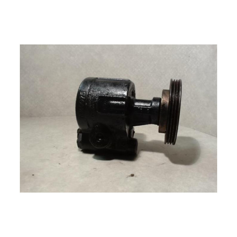 Pompe de direction RENAULT R20 d’occasion