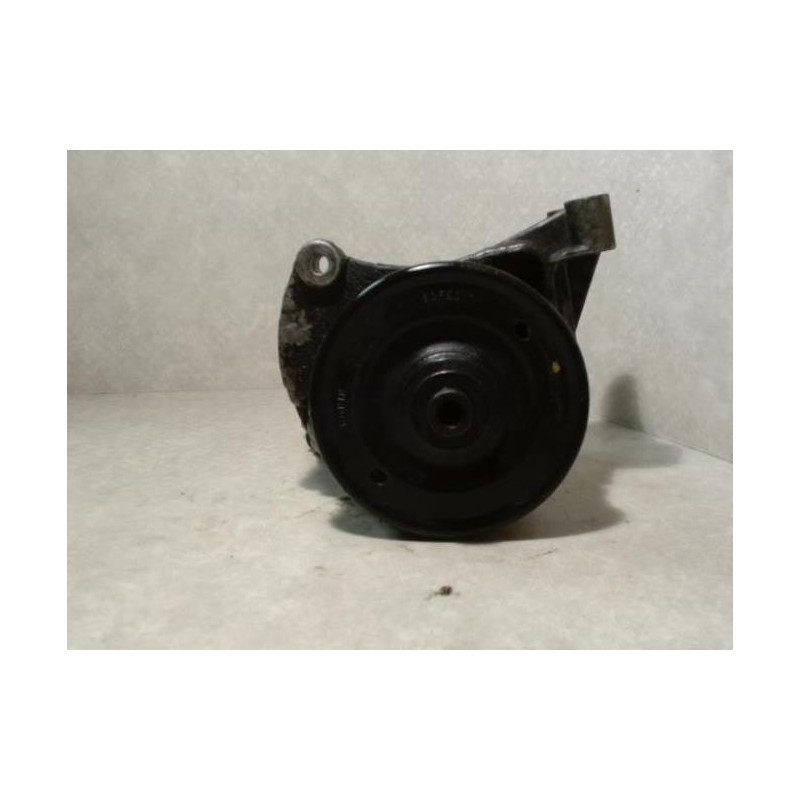Pompe de direction RENAULT LAGUNA 1 PHASE 2 d’occasion
