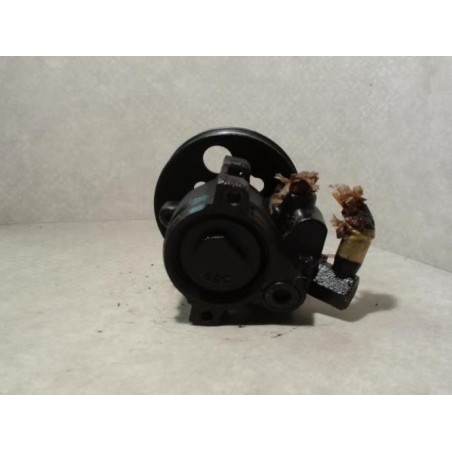 Pompe de direction FORD FIESTA 4 PHASE 1 d’occasion