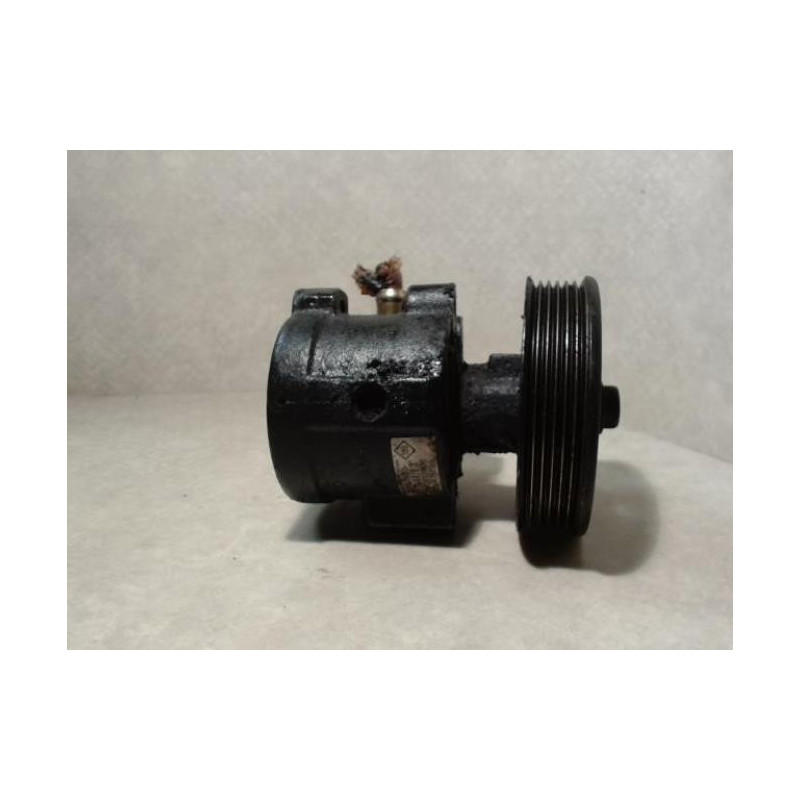 Pompe de direction RENAULT SCENIC 1 PHASE 1 d’occasion