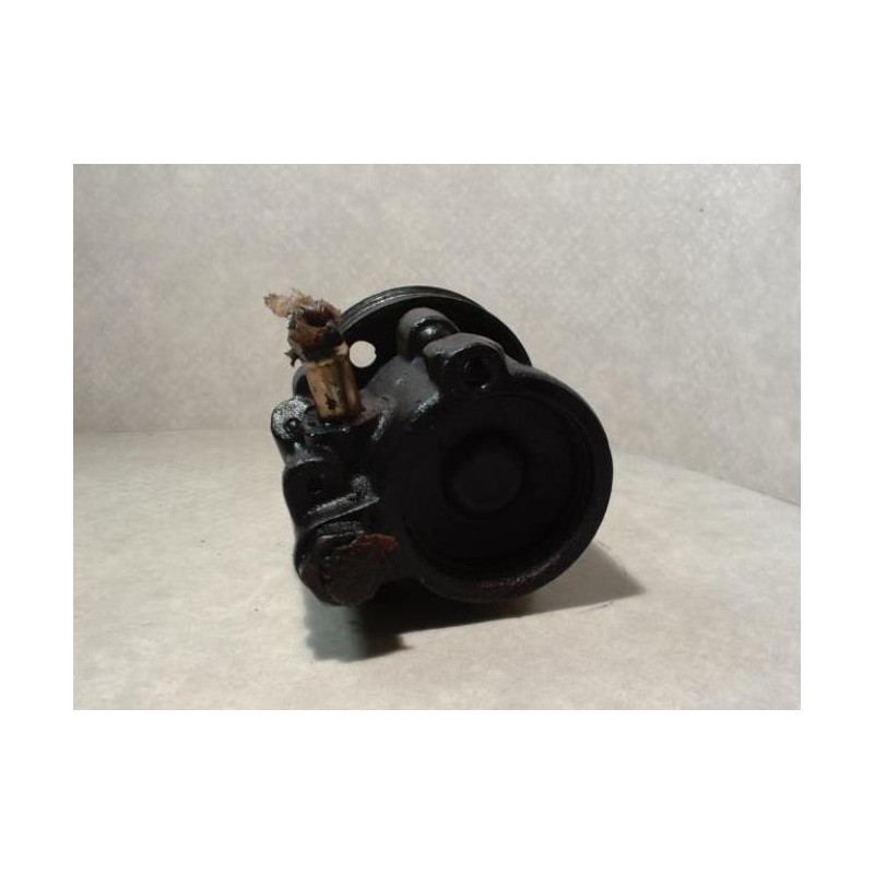 Pompe de direction RENAULT SCENIC 1 PHASE 1 d’occasion