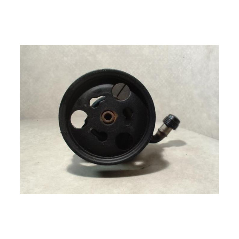 Pompe de direction FORD FIESTA 4 PHASE 2 d’occasion