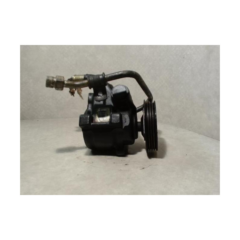 Pompe de direction FORD FIESTA 3 PHASE 1 d’occasion