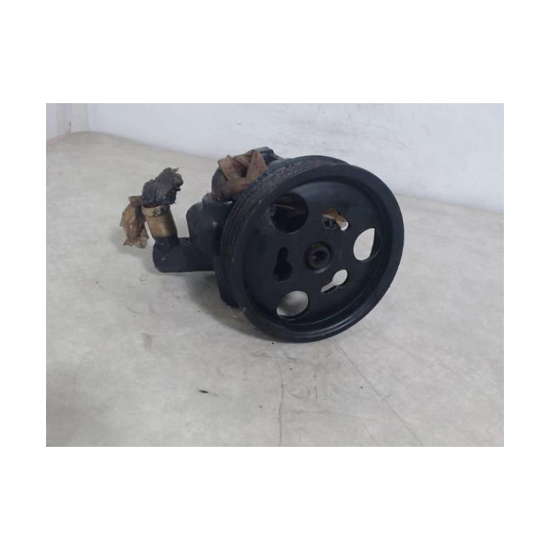Pompe de direction FORD  d’occasion