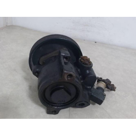 Pompe de direction FORD  d’occasion