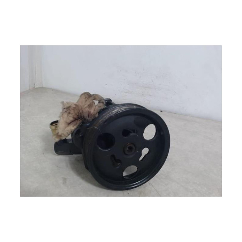 Pompe de direction FORD  d’occasion