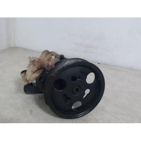 Pompe de direction FORD  d’occasion