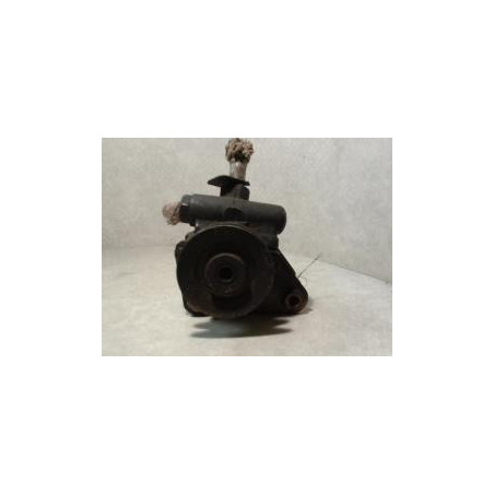 Pompe de direction PEUGEOT 205 PHASE 2 d’occasion