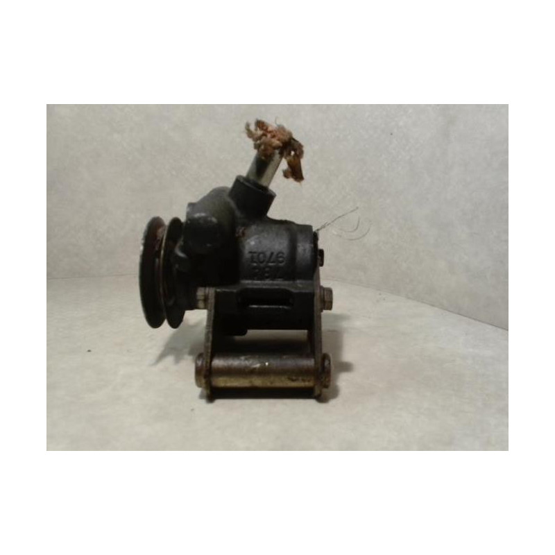 Pompe de direction PEUGEOT 405 PHASE 1 d’occasion