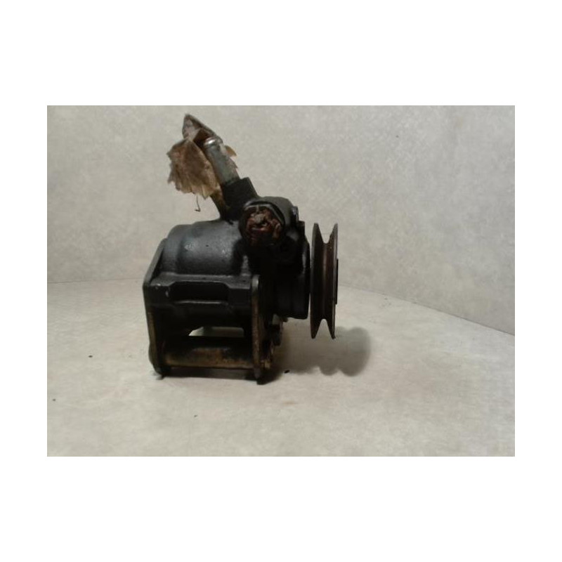 Pompe de direction PEUGEOT 405 PHASE 1 d’occasion