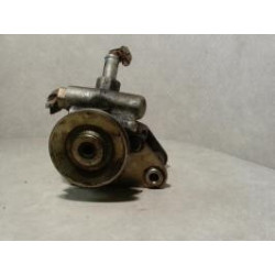 Pompe de direction PEUGEOT 205 PHASE 2 d’occasion