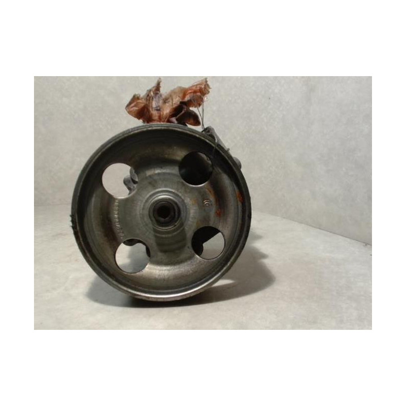 Pompe de direction PEUGEOT 607 PHASE 1 d’occasion