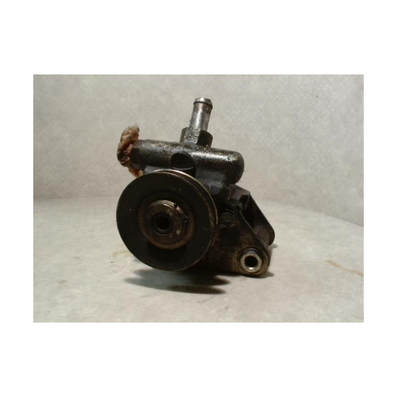 Pompe de direction PEUGEOT 205 PHASE 2 d’occasion