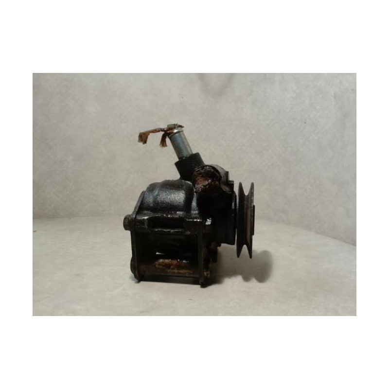 Pompe de direction PEUGEOT 405 PHASE 1 d’occasion