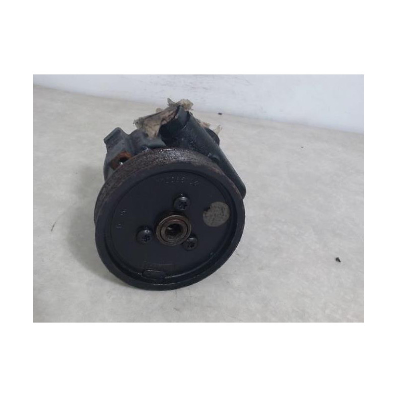 Pompe de direction RENAULT LAGUNA 1 PHASE 1 d’occasion