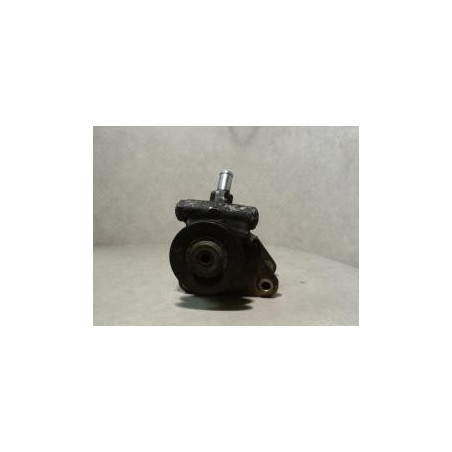 Pompe de direction PEUGEOT 205 PHASE 2 d’occasion