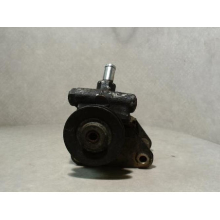 Pompe de direction PEUGEOT 205 PHASE 2 d’occasion