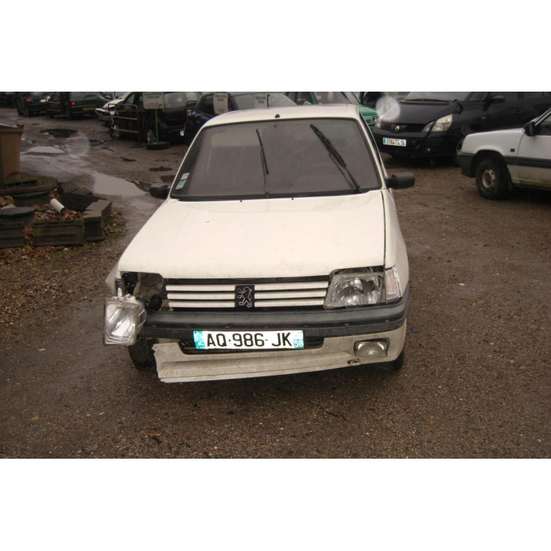 Pompe de direction PEUGEOT 205 PHASE 2 d’occasion
