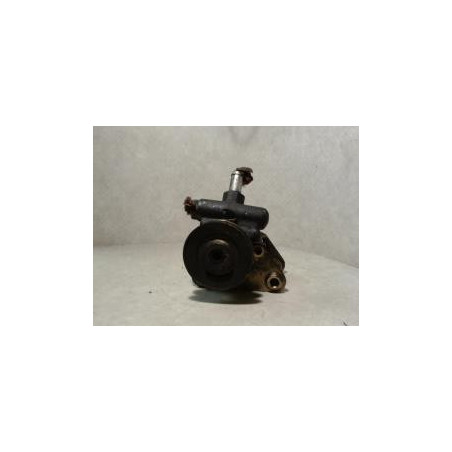 Pompe de direction PEUGEOT 205 PHASE 2 d’occasion